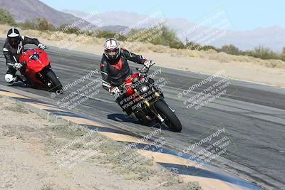 media/Dec-01-2025-Moto Forza (Mon) [[2daa91e15f]]/2-Intermediate Group/Session 4 (Turn 10 Inside)/